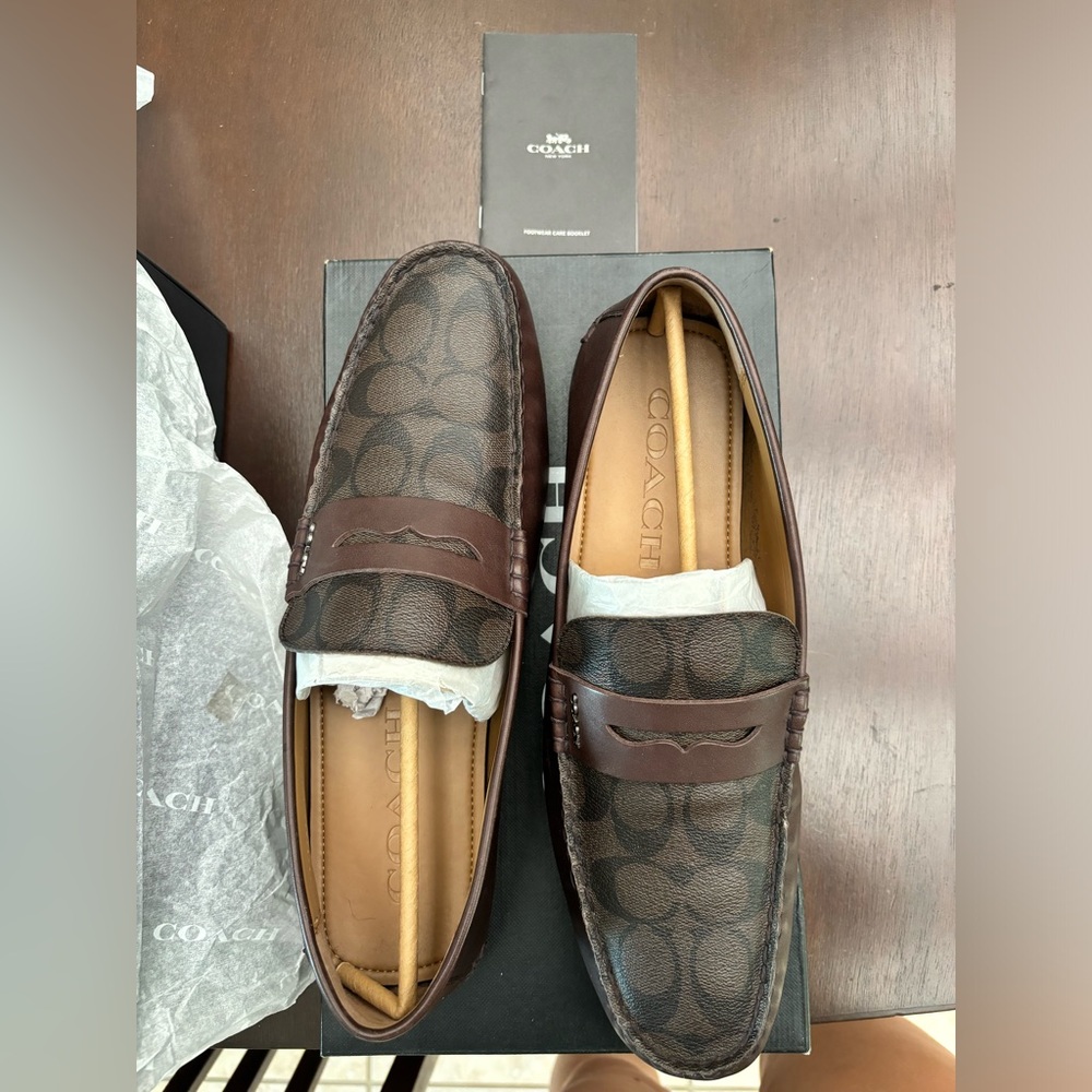 Coach men Liam Driver In Signature Jacquard